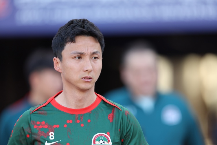 182体育官方注册网址-尹鸿博:年轻球员里最喜欢王钰栋 终极梦想是培养出好球员